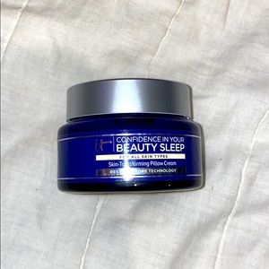Confidence in your Beauty Sleep night moisturizer
